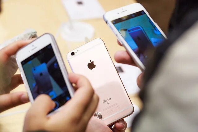 Какие айфоны перестанут работать. Когда перестанут выпускать айфон. apple отказывается от iphone plus в пользу самого тонкого iphone в истории.