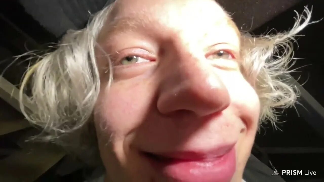 Стример саша парадеев. Парадеевич саша на стриме. Парадевич 2023. Парадеевич саша 2022. Paradeevich 2022.