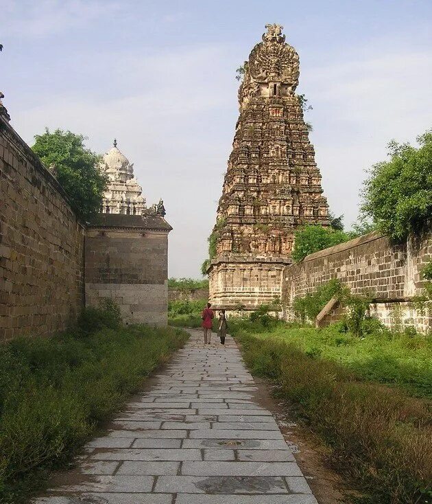 Храм бога собека египет. Город двух богов. Храм кайласанатха канчипурам. Город двух богов. Город бога фильм 2002.