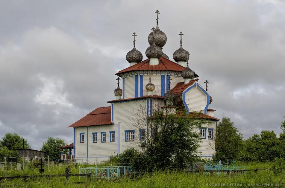 Погода в каргополе архангельской 10 дней. Лядины Каргопольский район Церковь. Архангелогородская Церковь Архангельск. Деревня Лядины Каргопольского района. Деревня Лядины Архангельской области.