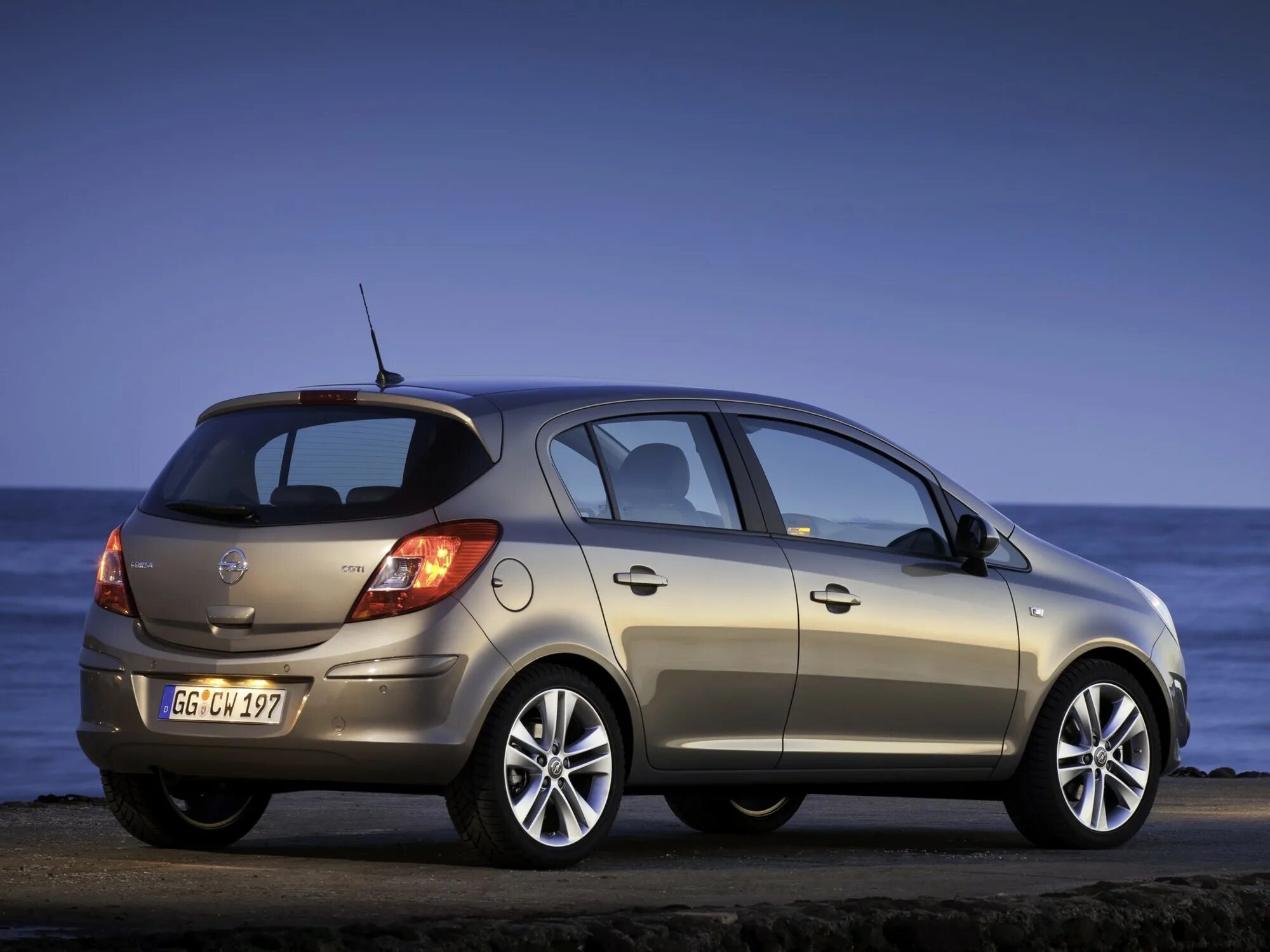 Opel corsa 1.0. Opel Corsa d 2006 2010. Opel Corsa d 5d. Опель Корса 1.6. Opel Corsa 2010.