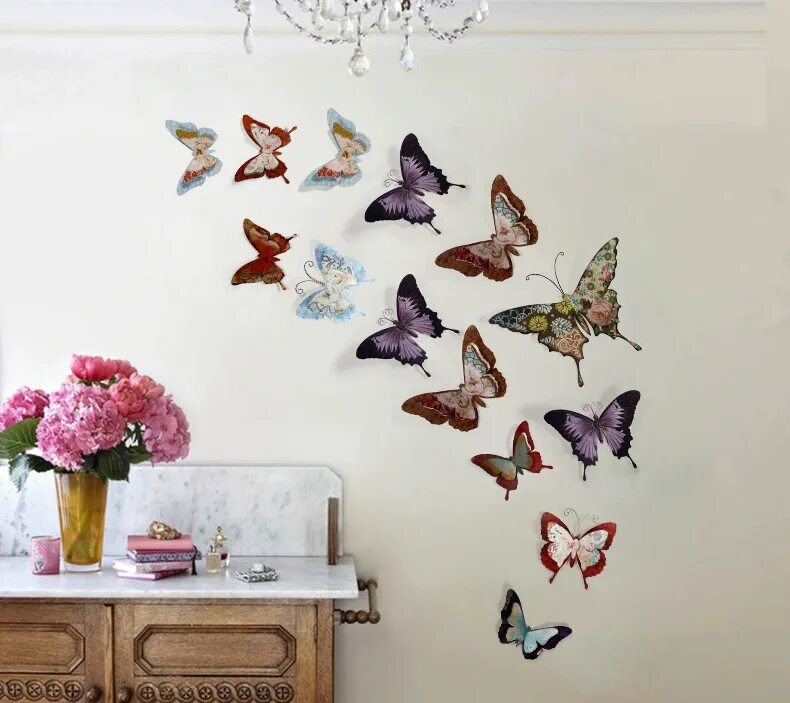 Бабочки для украшения интерьера. Бабочки украшение на стену. Настенные украшения для интерьера. Панно бабочки на стену. Красивые бабочки на стене
