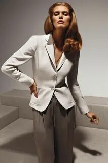 Женские костюмы max mara