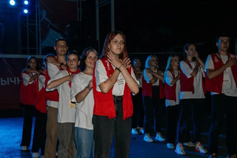 Концерт в лагере. Вечер вожатых. Концерт в лагере. Педагогический отряд бриг омск. Студенческие педагогические отряды.