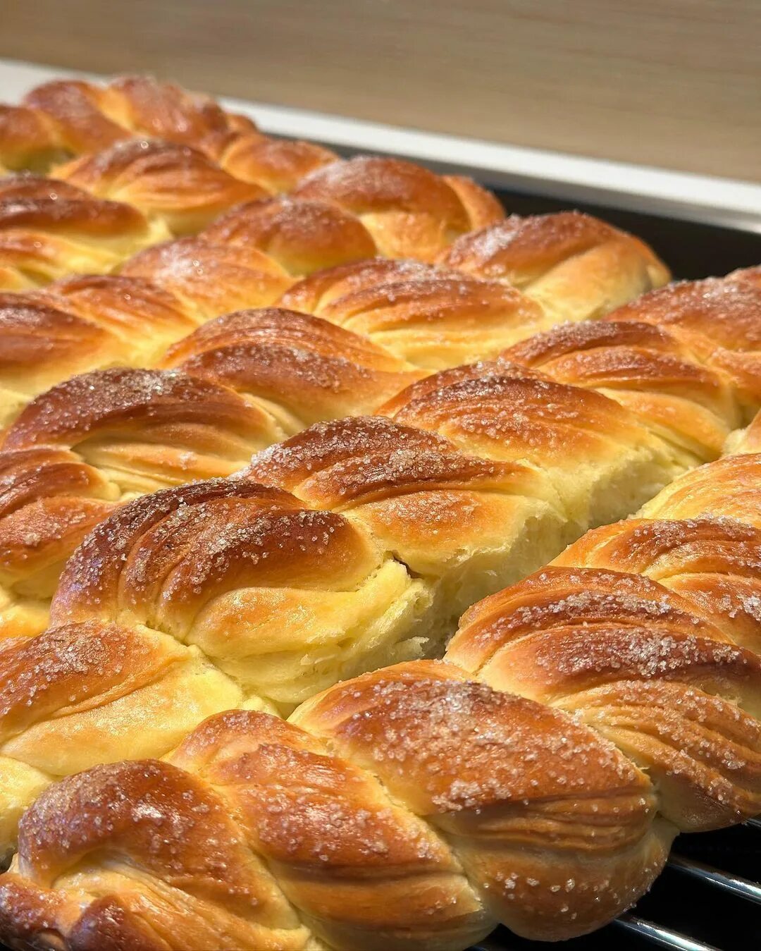 булочки сдобные 100