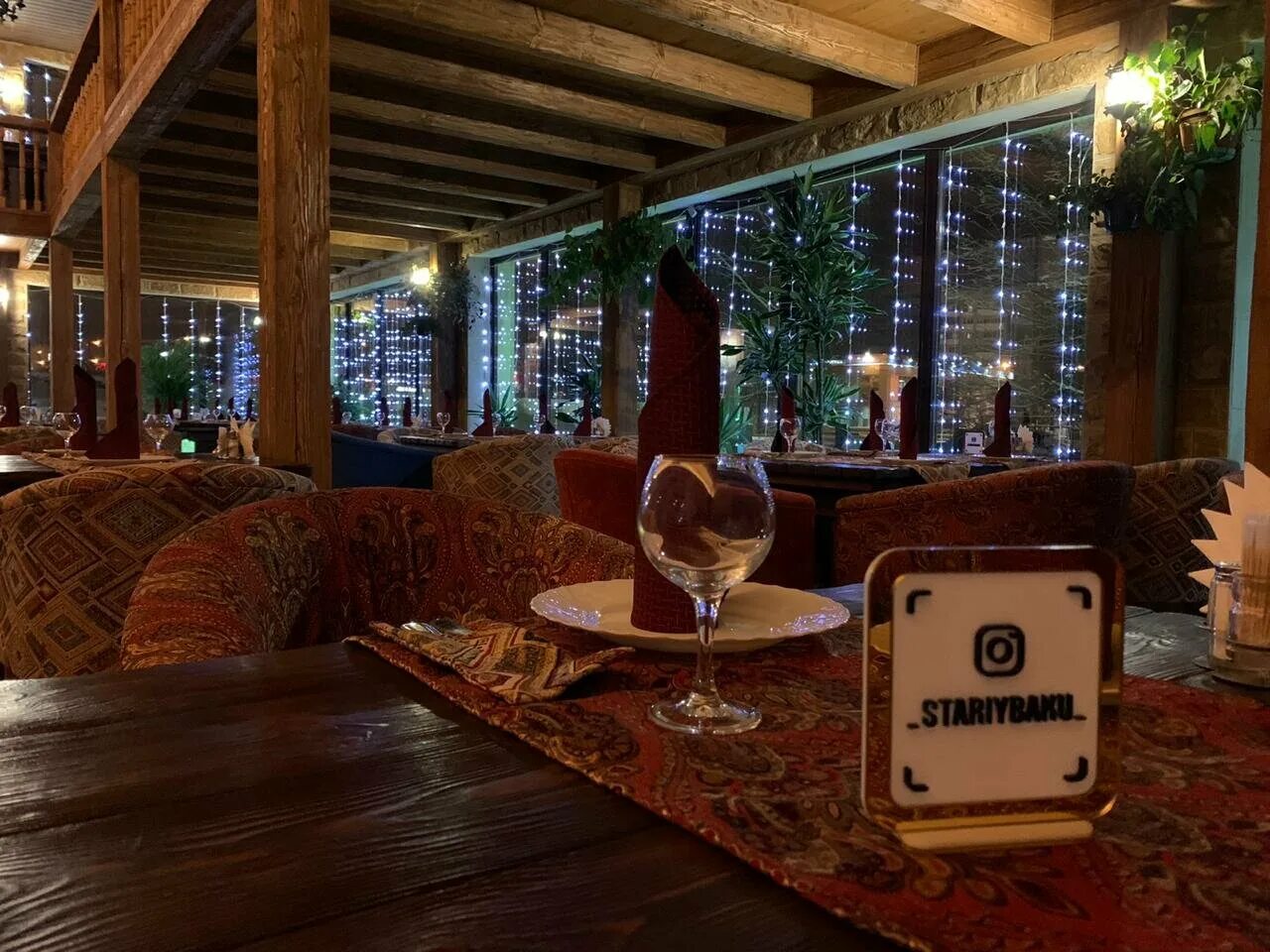 Fairmont баку ресторан bar19. Ресторан барин баку. Барин баку. Ширваншах ресторан баку. Ресторан гайнана в баку.