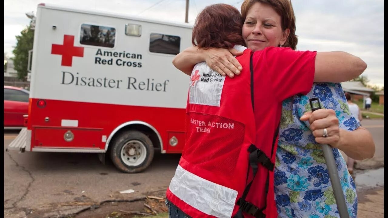 Дети красного креста. Красный крест США. Красный крест организация. Международный комитет красного Креста. Красный крест помогает.
