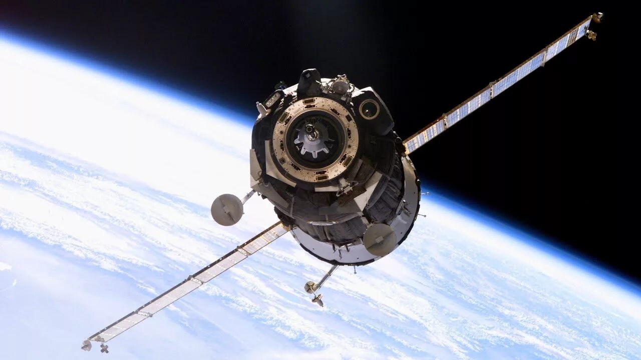 Progress 74. Лидер прогресса. Запсибнефтехим завод. Progress 74. Стыковочный модуль пирс.