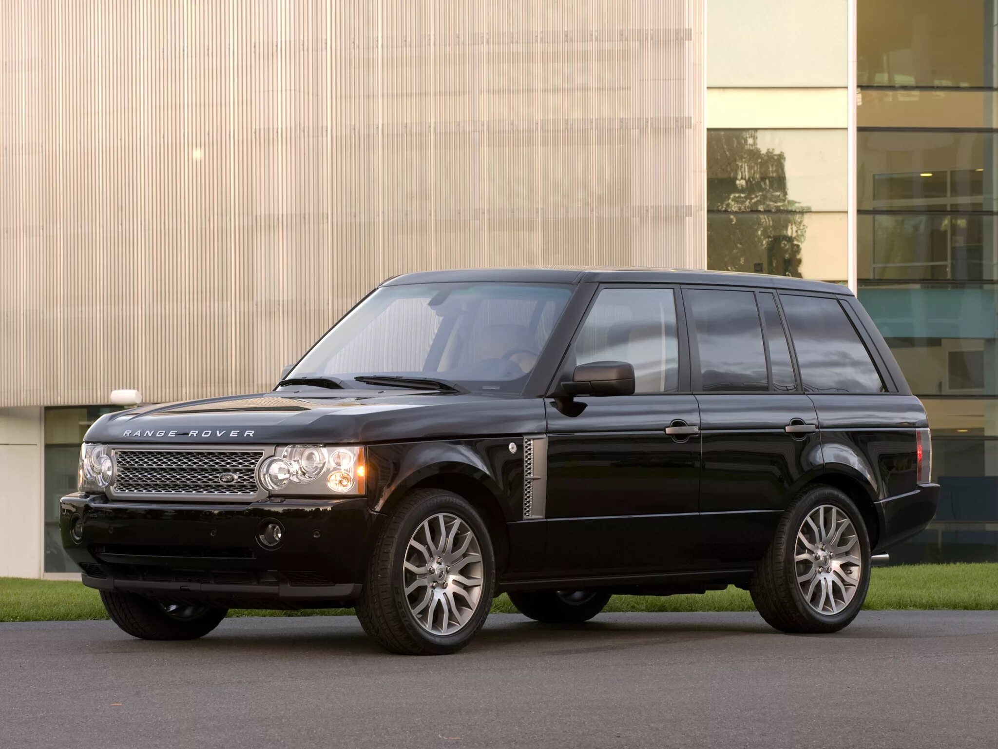 Купить рендж ровер 2008 года. Ленд Ровер range Rover Vogue 2008. Ленд Ровер Рендж Ровер 3. Ленд Ровер Рендж Ровер l322. Range Rover Vogue l322.