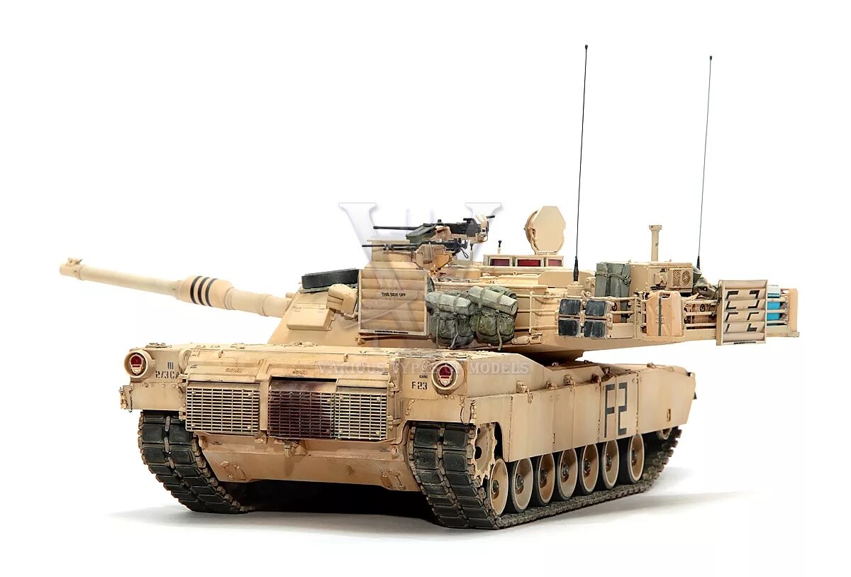 Танк абрамс цена в рублях. Tamiya m1a2 Abrams. M1a1 Abrams Tamiya 1/35. Tamiya m1a2 1/35 Abrams. Tamiya 35269 m1a2 Abrams.