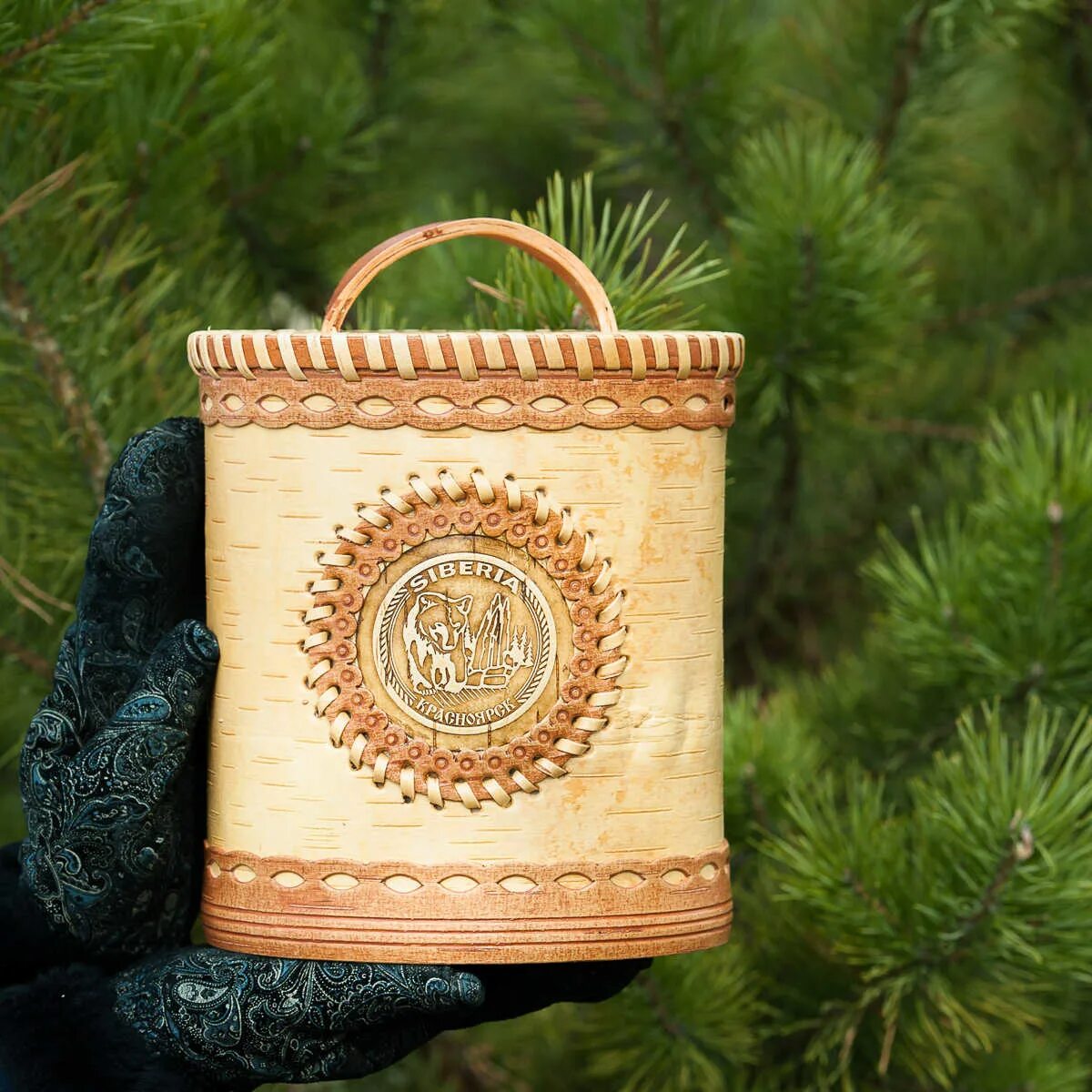 Предметы из бересты. Старая берестяная корзина с ручкой. Береста 3. Береста 3. Предметы из бересты.