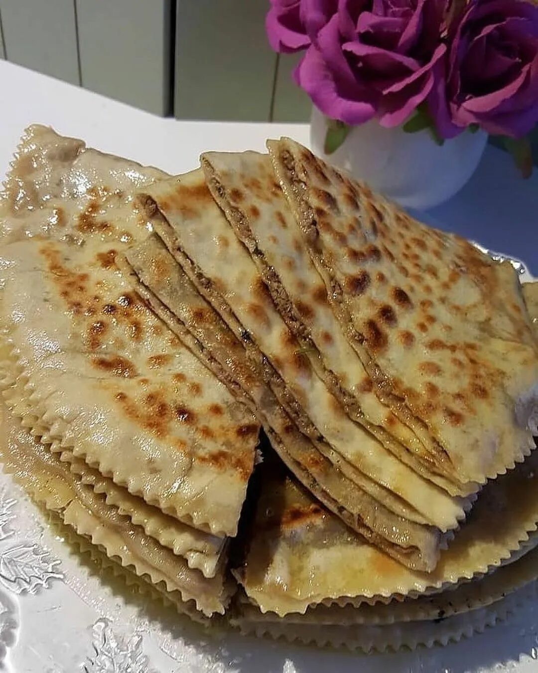 Чуду с мясом рецепт дагестанское. Чуду дагестанское. дагестанский пирог чуду. дагестанская кухня чуду. табасаранское чуду.