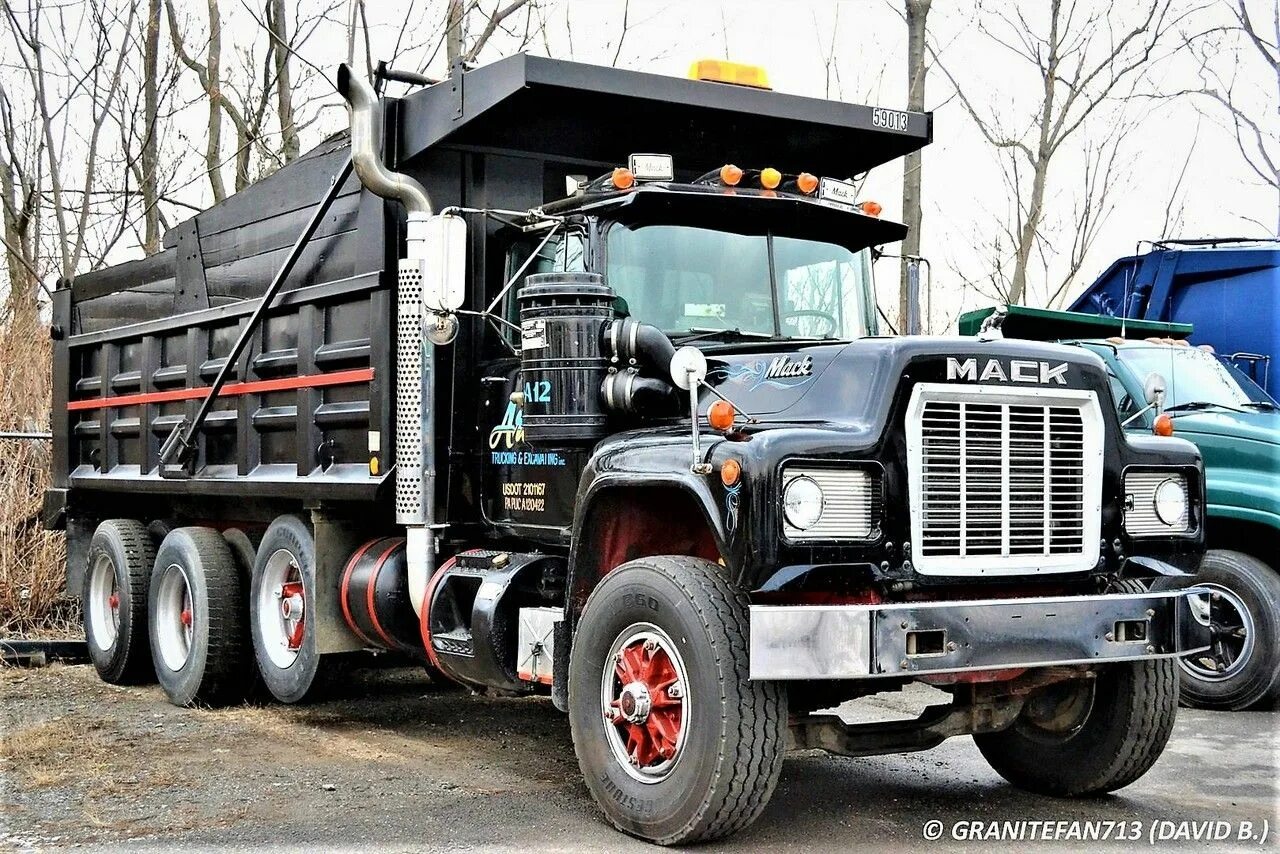 Грузовик Mack r401. Mack r600. Mack Truck самосвал. Самосвал Mack r6855. Купить самосвал на трак ав бу