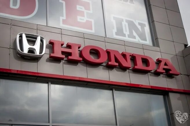 х082ав138 иркутск. хонда центр иркутск. хонда иркутск. Honda иркутск. автосалон honda.