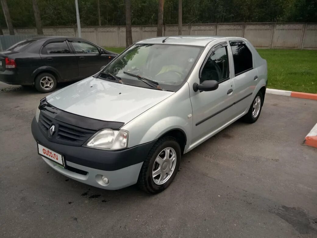 Рено Логан 2007 1.4. Рено Логан 2007 серебро. Рено Логан (SR) 2007. Renault Logan 2007 мощность 73.