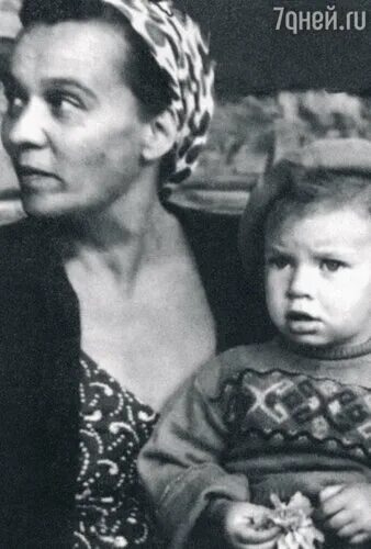 Фото: Гитана Леонтенко (1935) #3379155