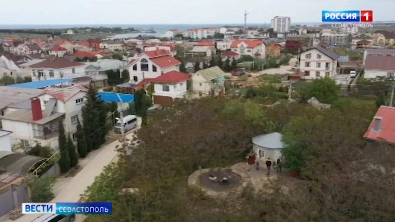 Севастополь в декабре. Взрыв в Севастополе Казачья бухта фото. Пожар в казачьей бухте Севастополь. Севастопольское кладбище сво.