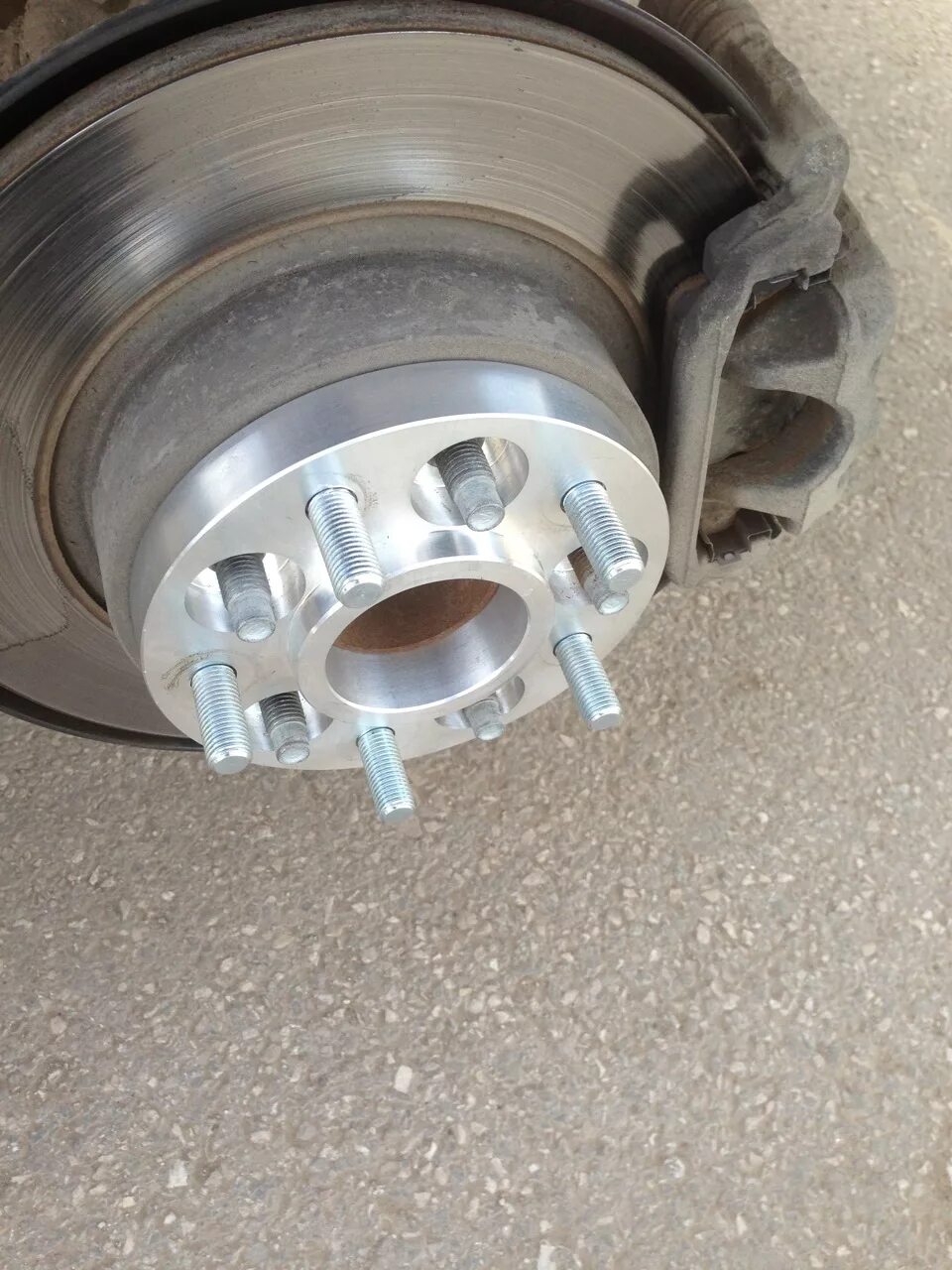 Разболтовка колёс шеврале круз. Разболтовка колес круз. Шевроле круз разболтовка колес r16. Разболтовка chevrolet cruze. Шевроле круз разболтовка колес r16.