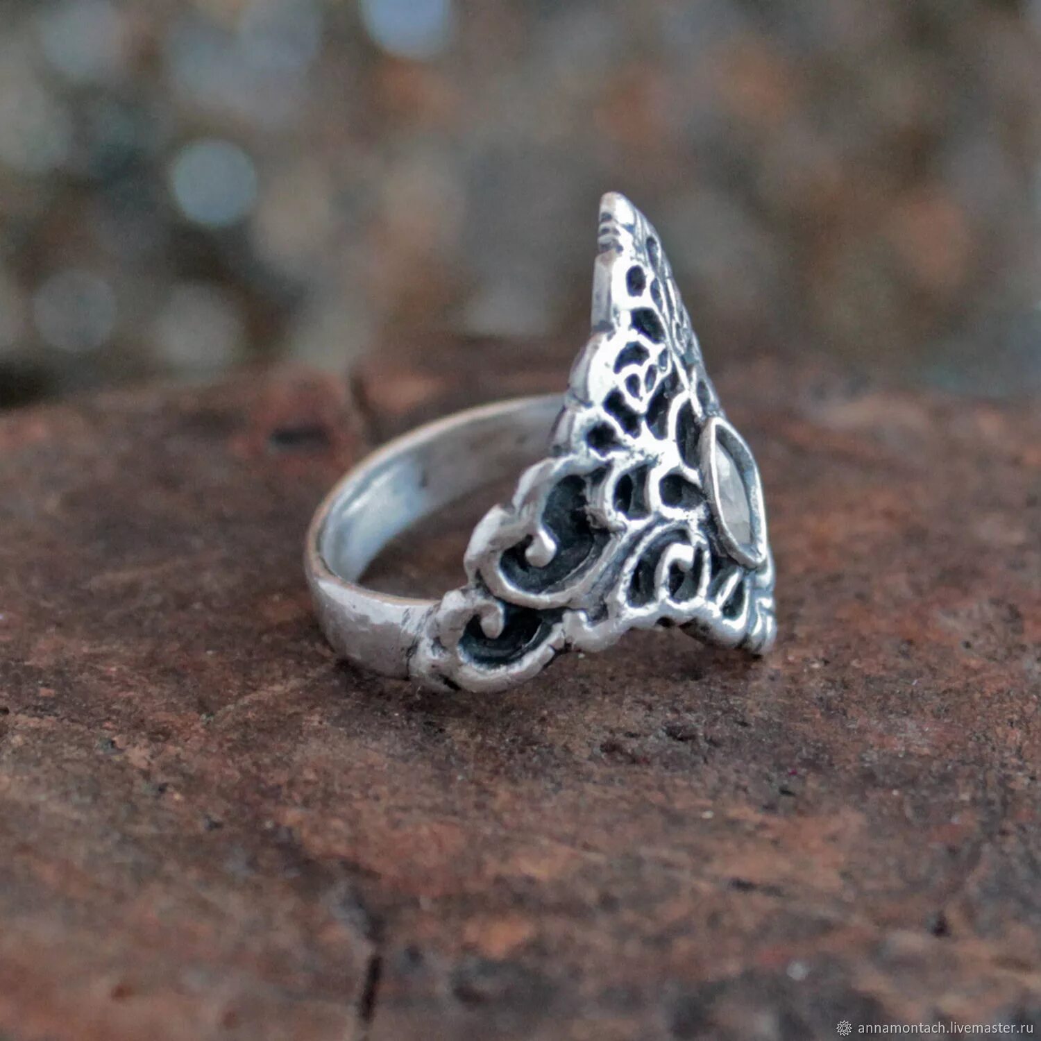 Необычные серебряные кольца. Необычные серебряные кольца. Необычные кольца. Серьги с родонитом мельхиор. Необычное серебро.