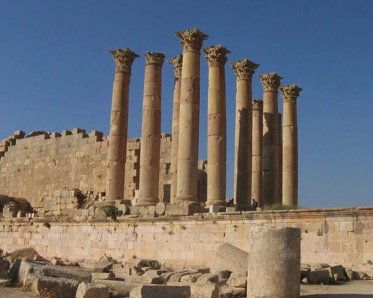 храм артемиды в эфесе сейчас. архитектура древней греции храм артемиды. до н. храм богини артемиды внутри. храм артемиды, эфес, турция.