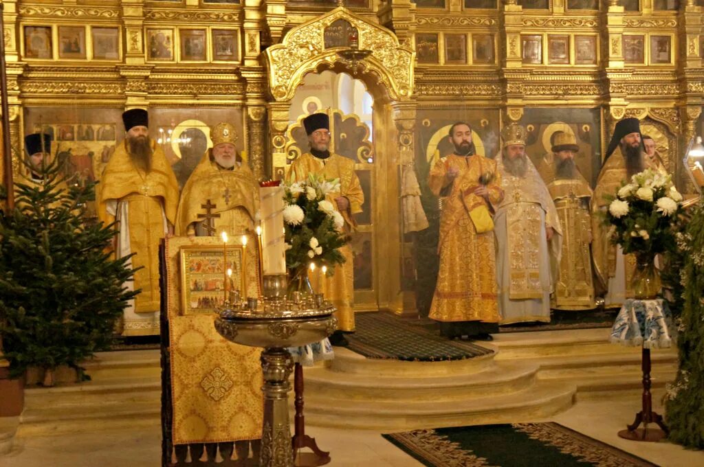 Отец аркадий бужаниново. Богослужение в никольском храме. Храм святителя николая мирликийского зеленоград. Храм святителя николая мирликийского зеленоград. Фото храма в бужаниново изнутри.