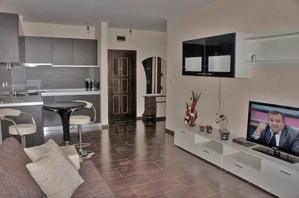 фото квартиры на съем в болгарии. болгария бяла купить апартаменты. сниму болгария. снять квартиру в софии. сниму болгария.