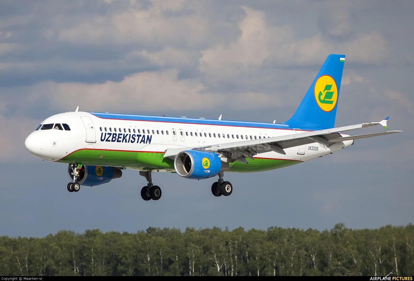 Узбекистон хаво йуллари авиабилеты москва. Airbus a321 Neo Uzbekistan Airways салон. Airbus a320neo узбекские авиалинии. Airbus a320 Uzbekistan Airways салон. Узбекистон хаво йуллари а320нео Домодедово.