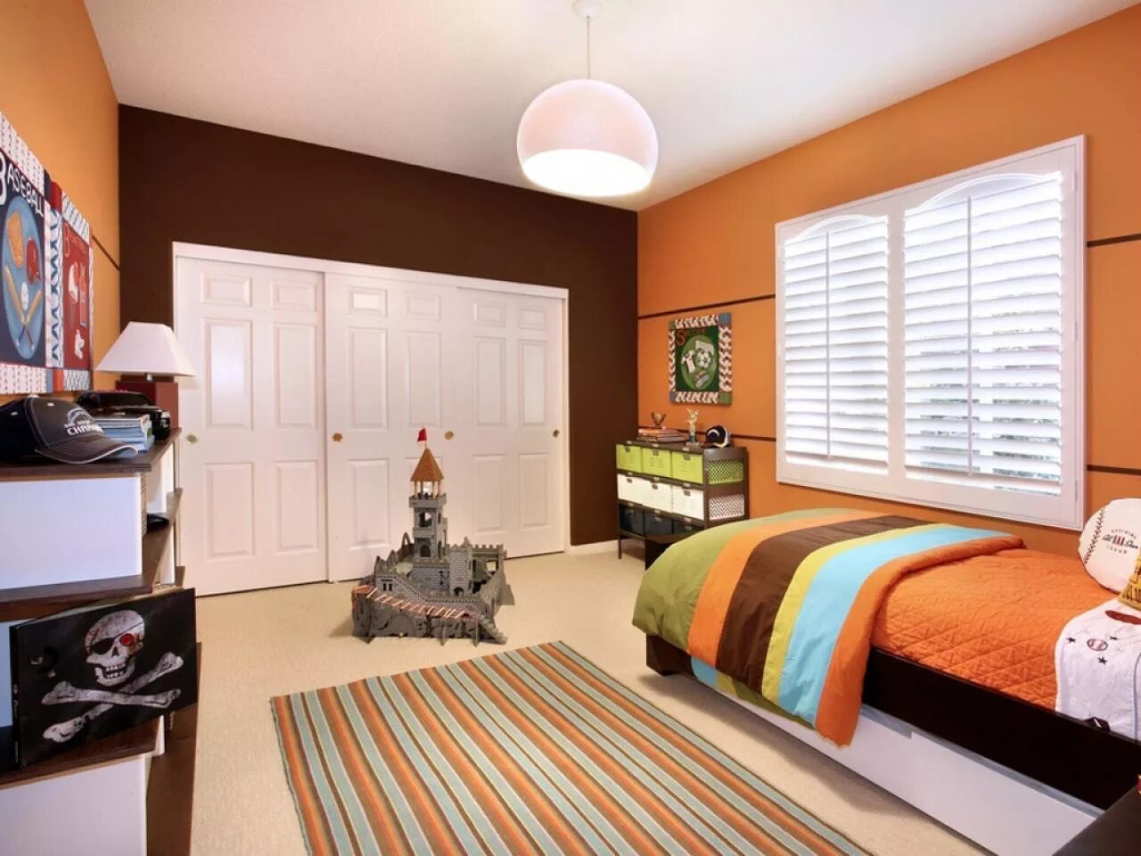 Boys bedroom. Оранжевый цвет в интерьере. Интерьер комнаты. Цветовая гамма для комнаты подростка. Стены в комнате подростка.