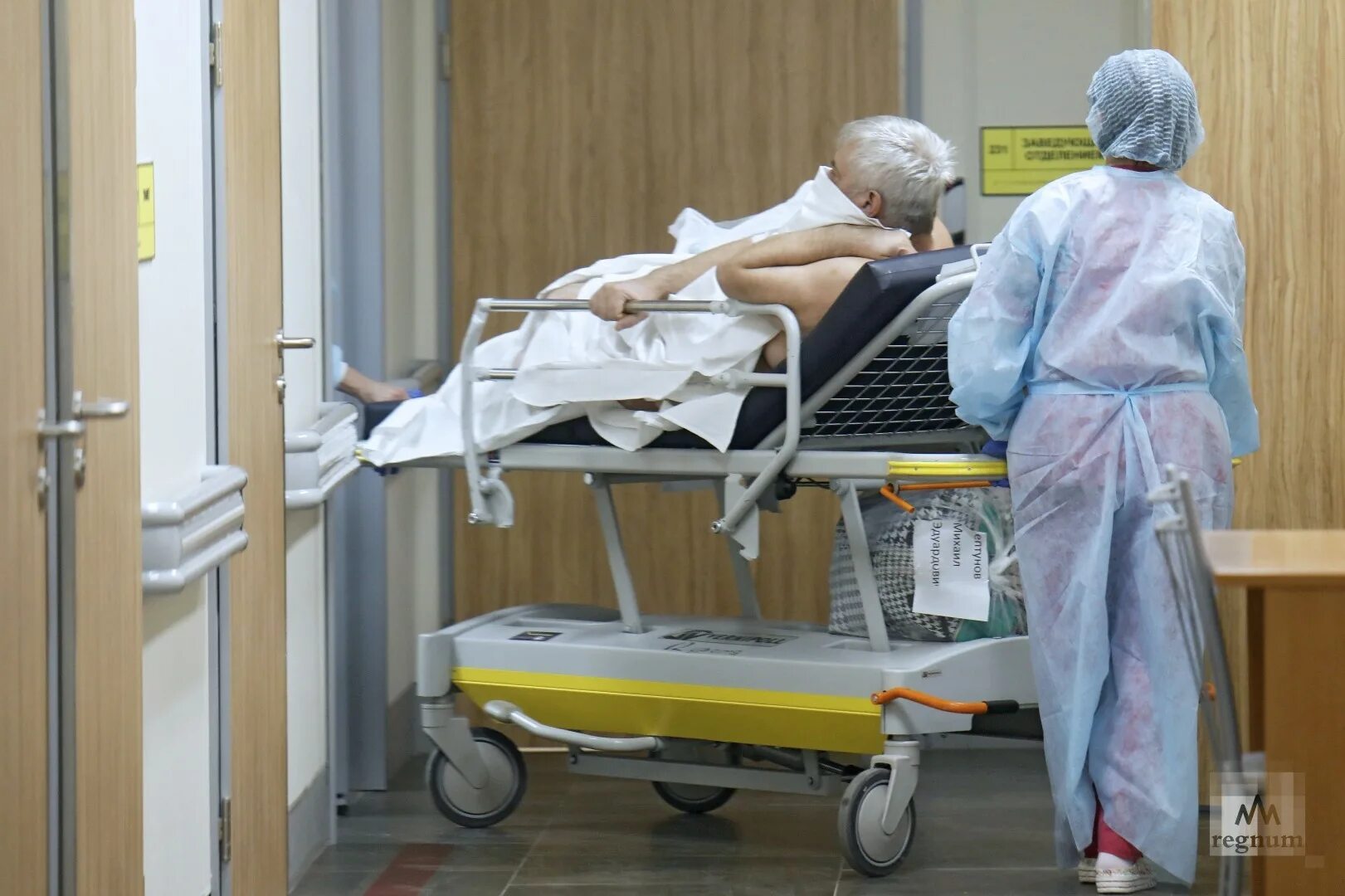 Госпитализация в стационар. Госпитализация больных. госпитализация инфекционных больных. госпитализация ковид-пациентов.