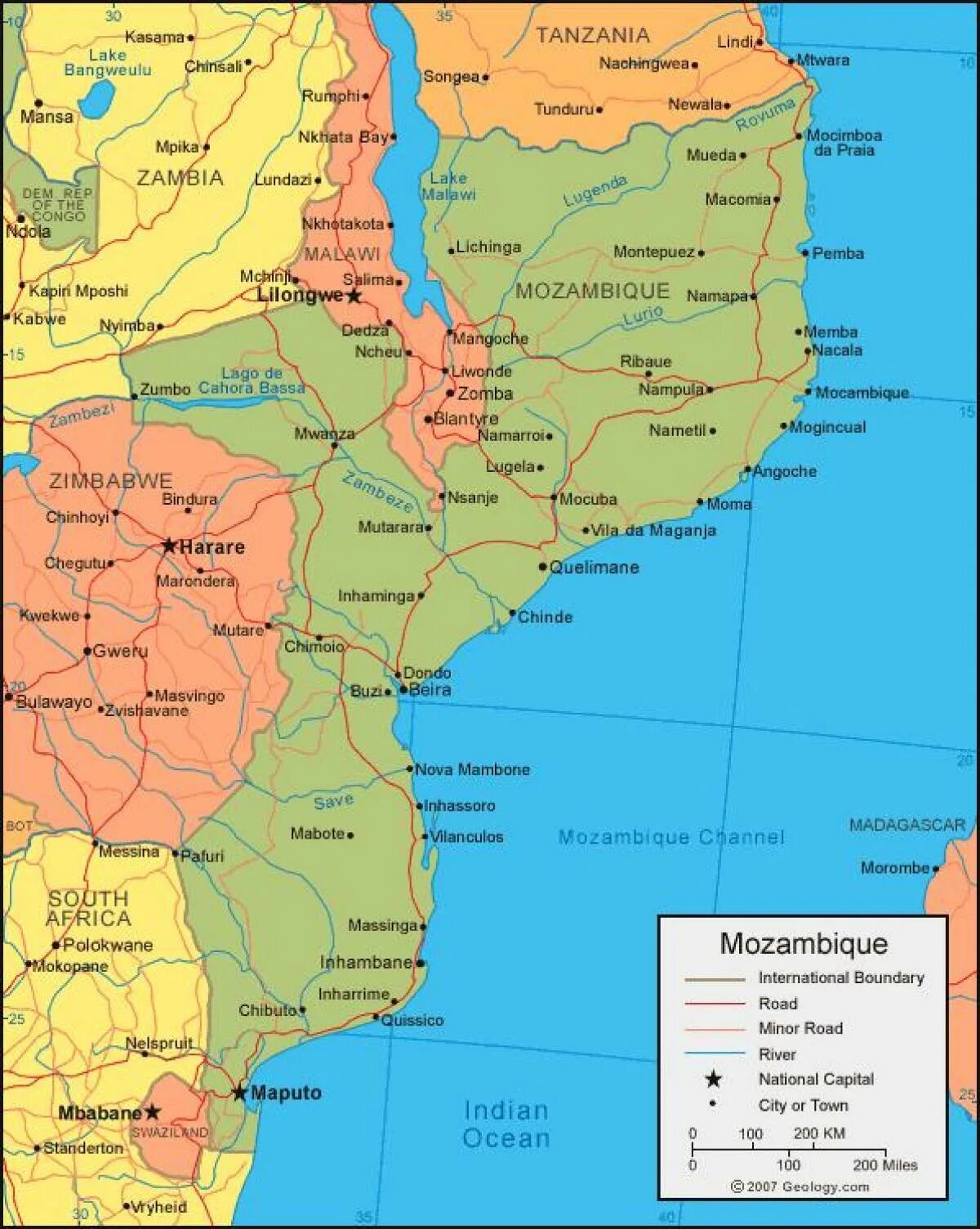 Карта Мозамбик географическая. Мозамбик на карте. Мозамбикская низменность на карте Африки. Мозамбик политическая карта. Географические координаты города мапуту