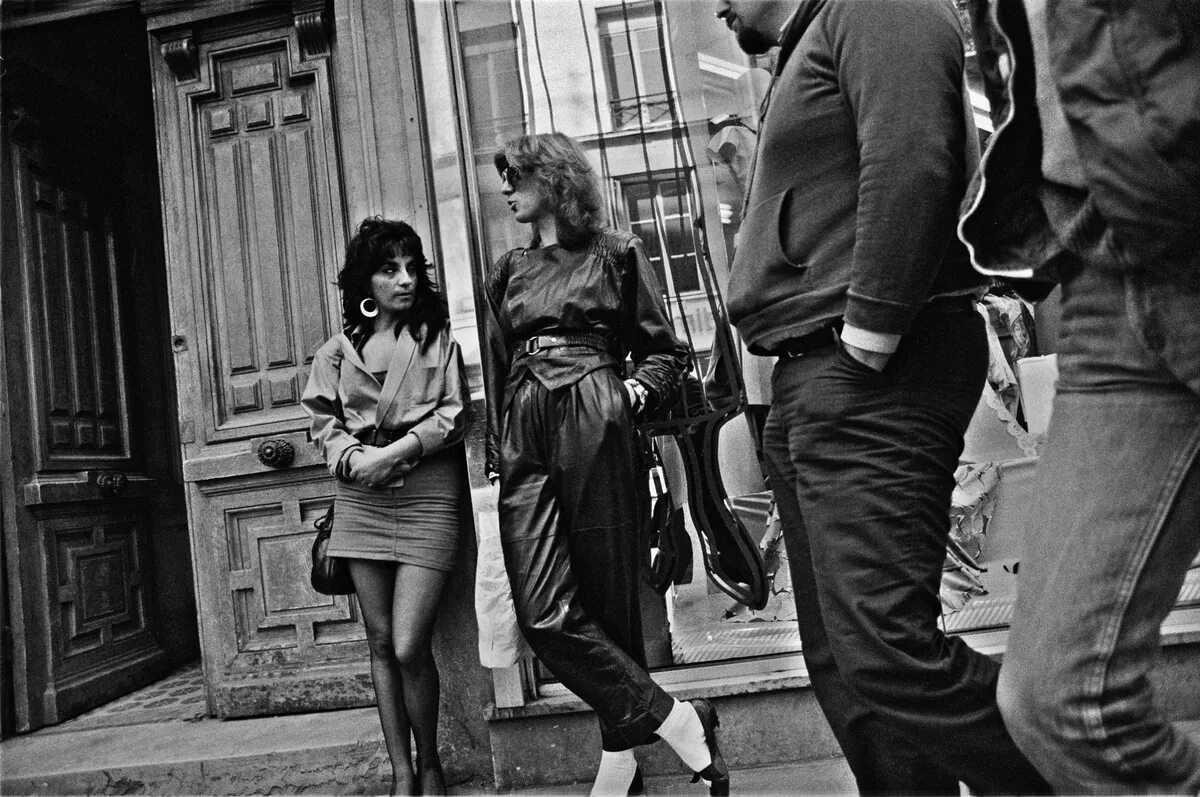 Фотограф Массимо Сормонта. Улица сен-Дени в Париже 90. Улица сен-Дени - сердце Парижской проституции 1990.