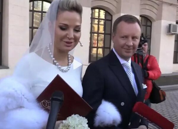 Мария Максакова впервые показала сына от Дениса Вороненкова WOMAN