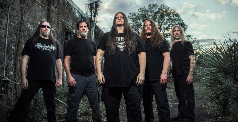 Make them suffer рок. Вокалист каннибал корпс. Corpse make. Corpse make. Corpse make.