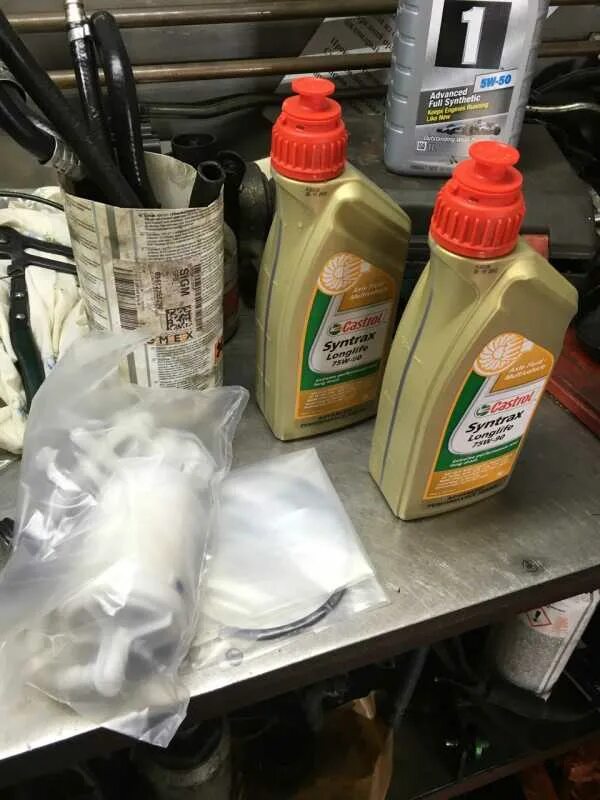 Масло в раздатку бмв х5 е53 2002г. Bmw e83 масло в раздатку. Bmw dtf 1 75w. Масло bmw в раздатку dtf 1. Масло в раздатку бмв х3 е83 дизель.