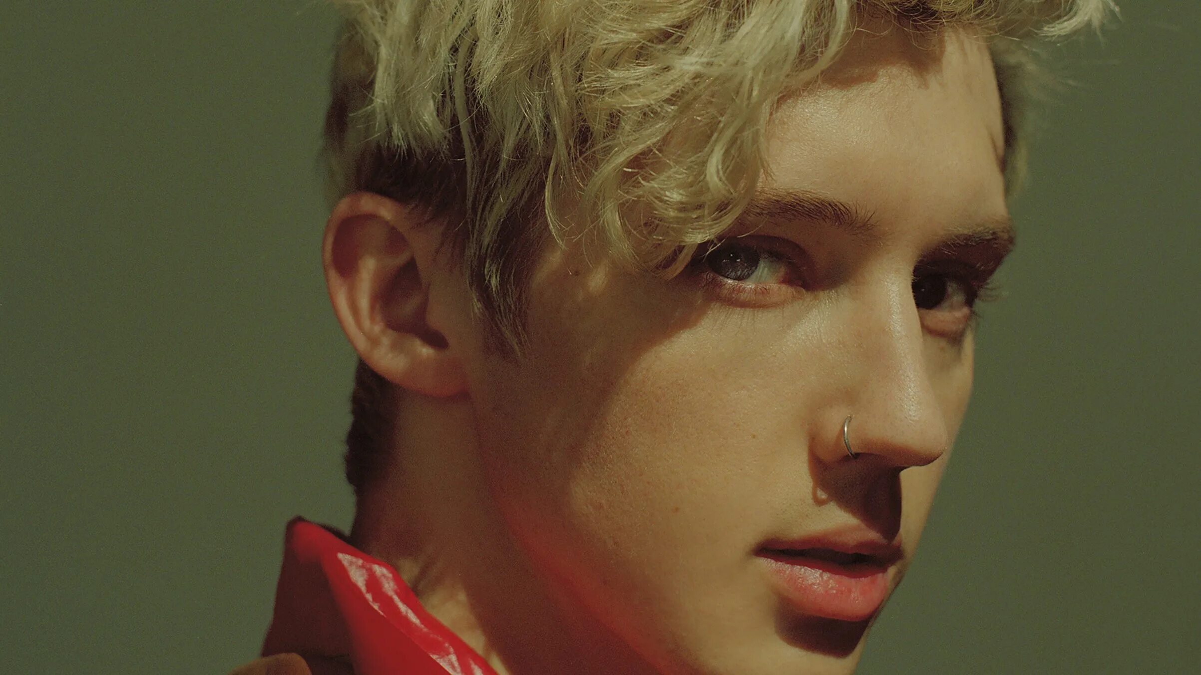 Troye sivan got me. Troye sivan. troye sivan 2025. трой сиван в тик токе. обои на компьютер трой сиван.