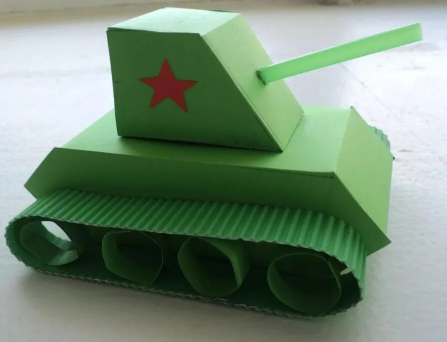 Поделки из бросового материала на 23 февраля. Поделка танк. Танк из картона. Макет танка. Танк из картона на 23 февраля.