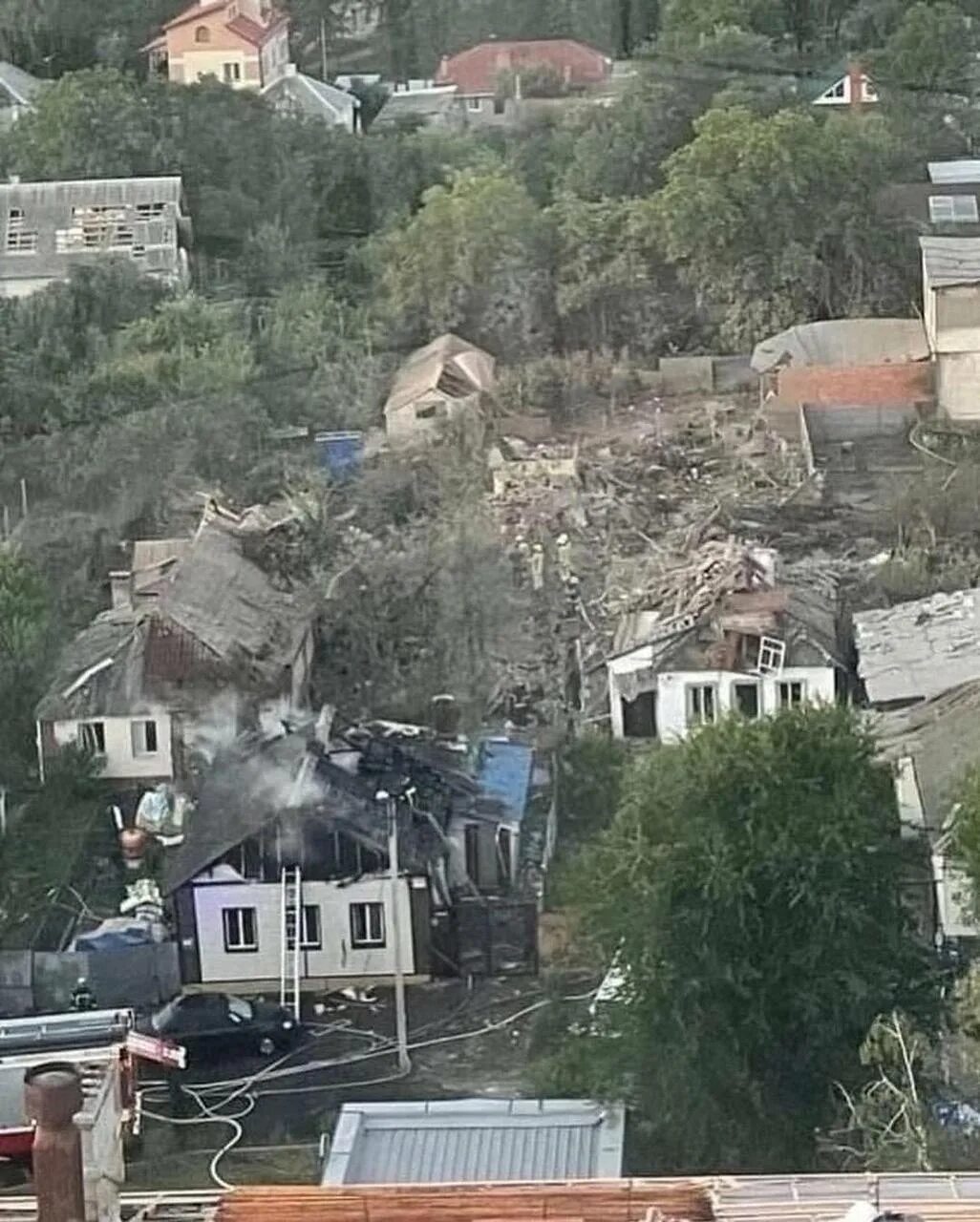 обстрелы курск белгород. 2022. обстрелы курск белгород. белгород после обстрела. обстрел белгорода на улице маяковского.