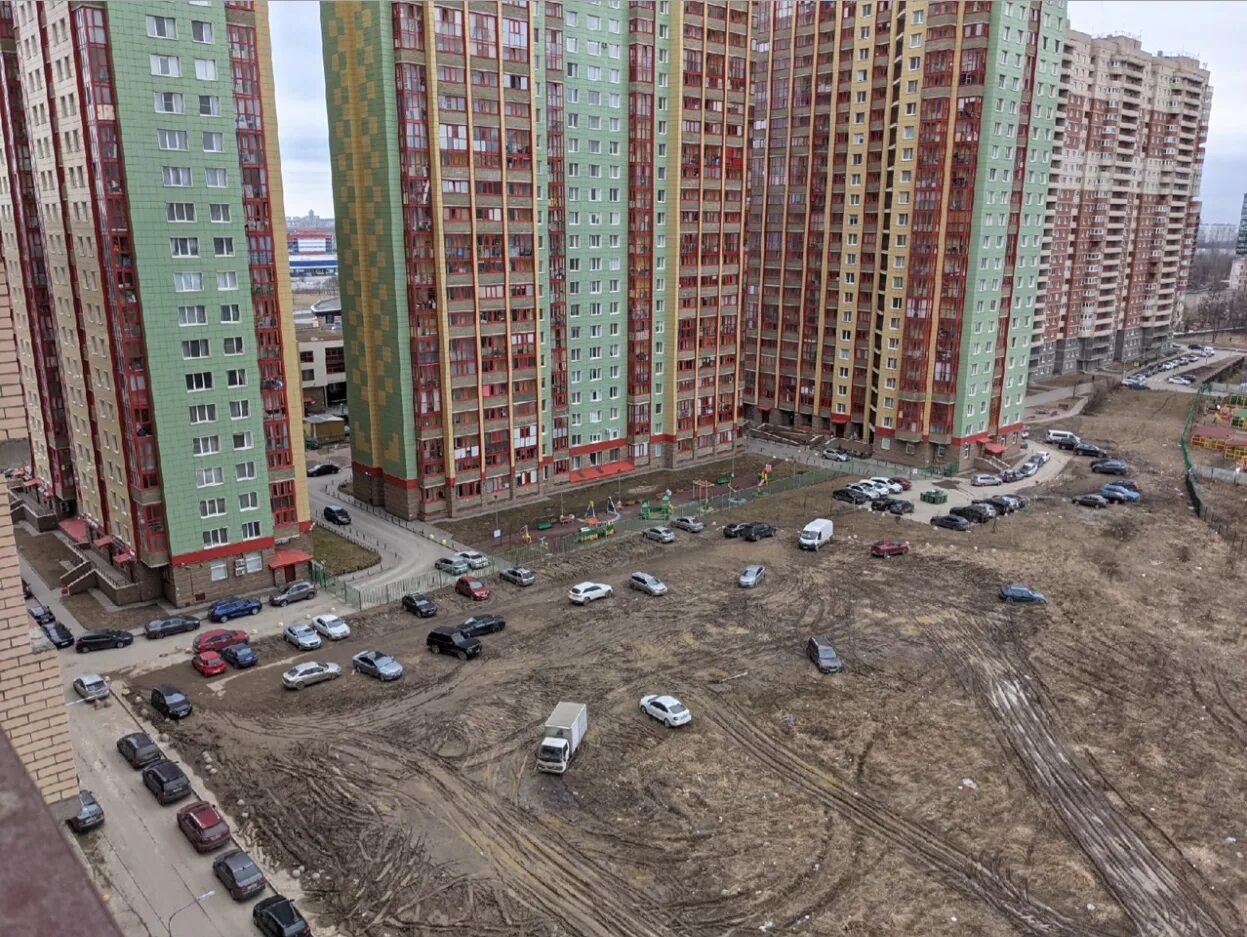 Человейники песня. Комендантский проспект человейники. Человейники. Человейник текст. Типичный человейник.