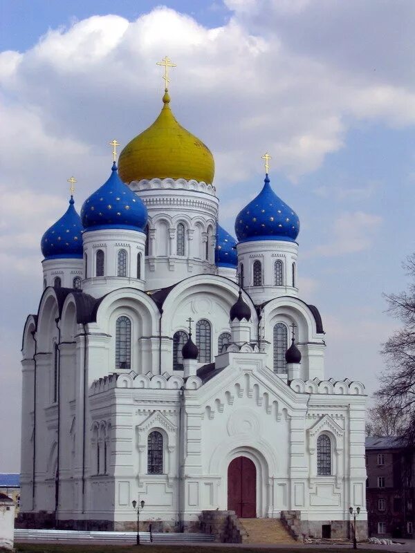 храм разных религий казань. храм семи религий казань.