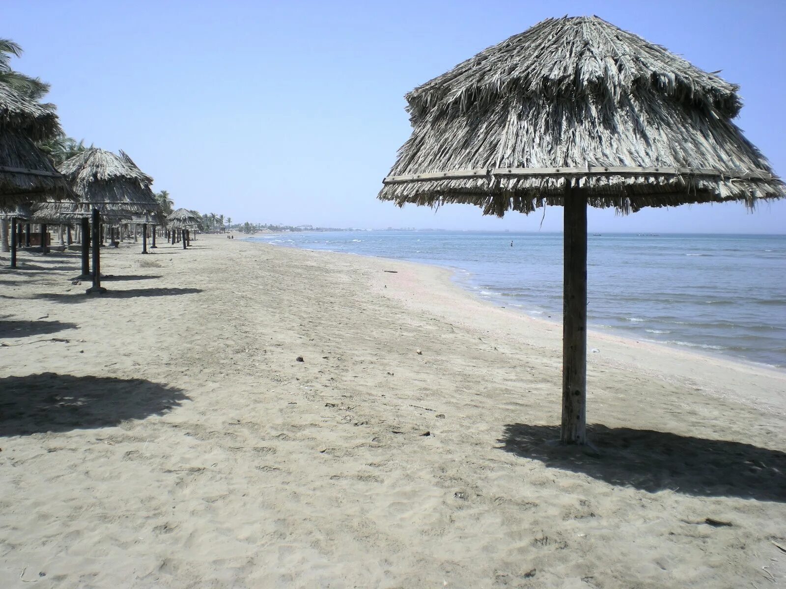 Пляж Аль Курум Оман. Пляж Курум Маскат. Пляж Аль Джисса Оман. Qurum Маскат пляж Курум.