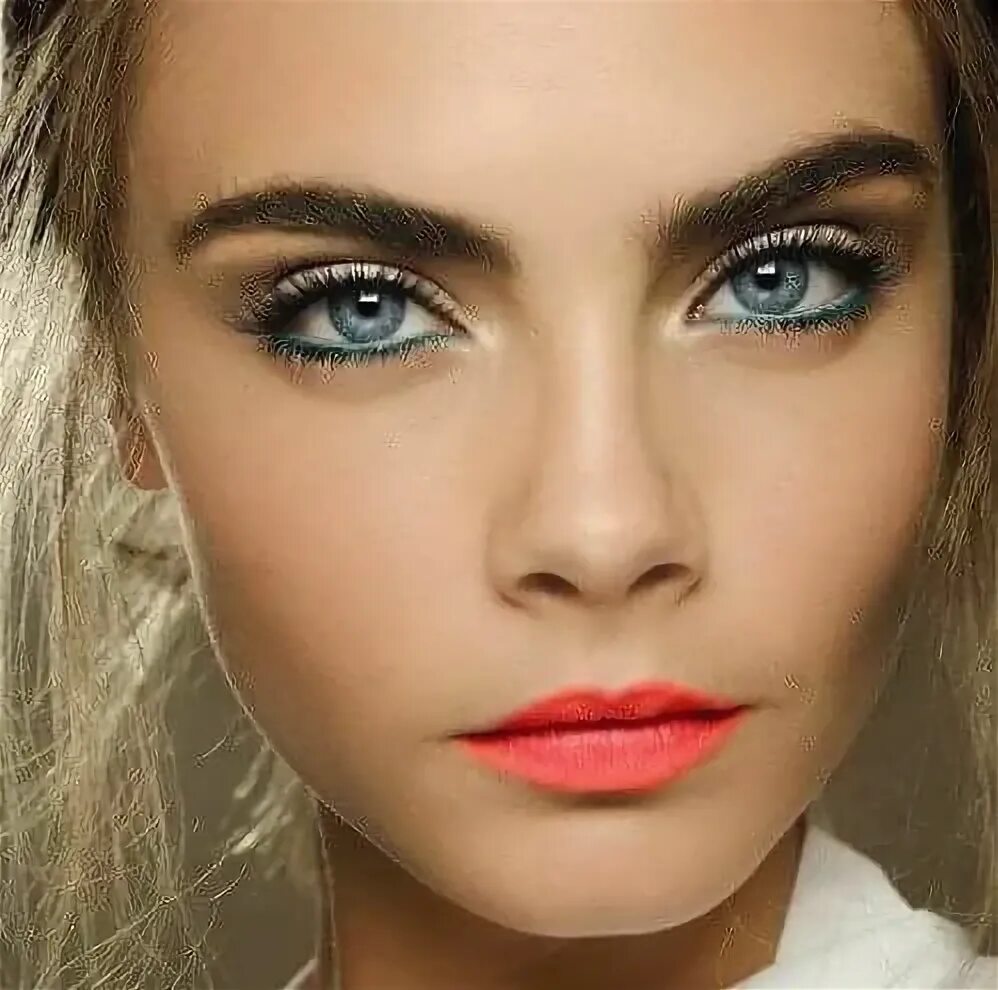 Brown Smokey Makeup Look