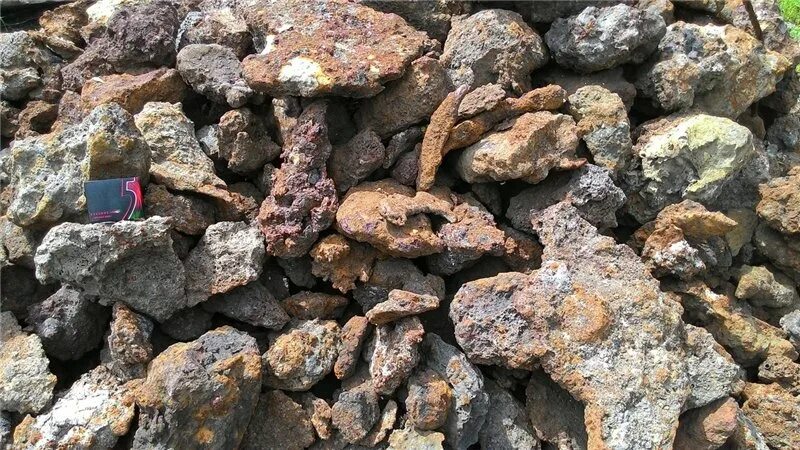 Скраб металлолом. Скрап стальной лом. Скрап черных металлов. Стальной скрап. Металл в шлаке скрап.