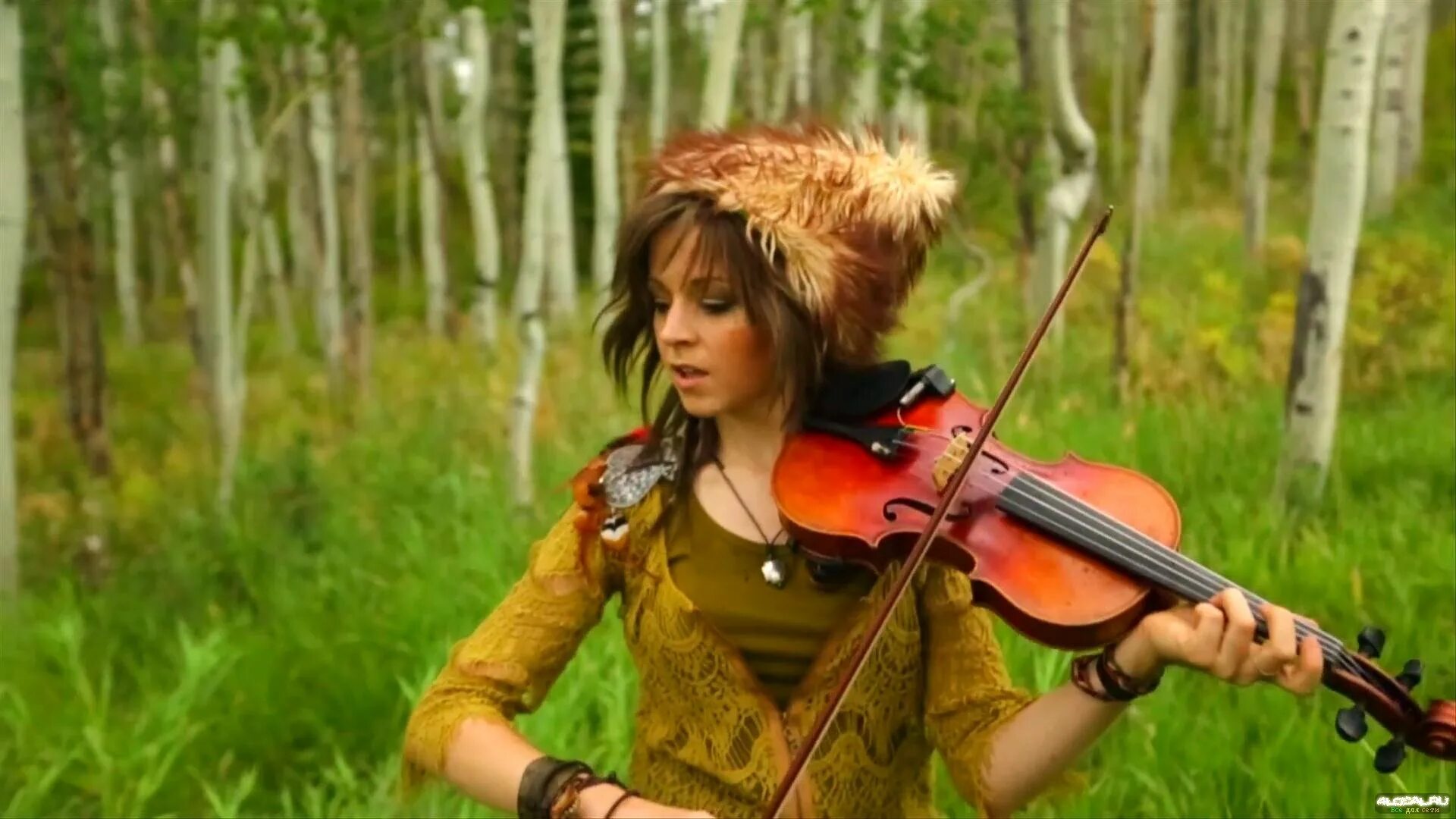 Lindsey Stirling. Линдси скрипка. Скрипка Линдси Стирлинг. Скрипачка Стерлинг.