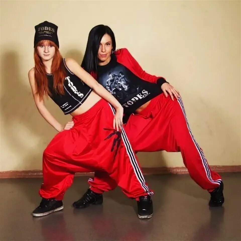 Todes wear. Тодес wear. Todes wear. Толстовка тодес. Марина лицова тодес.