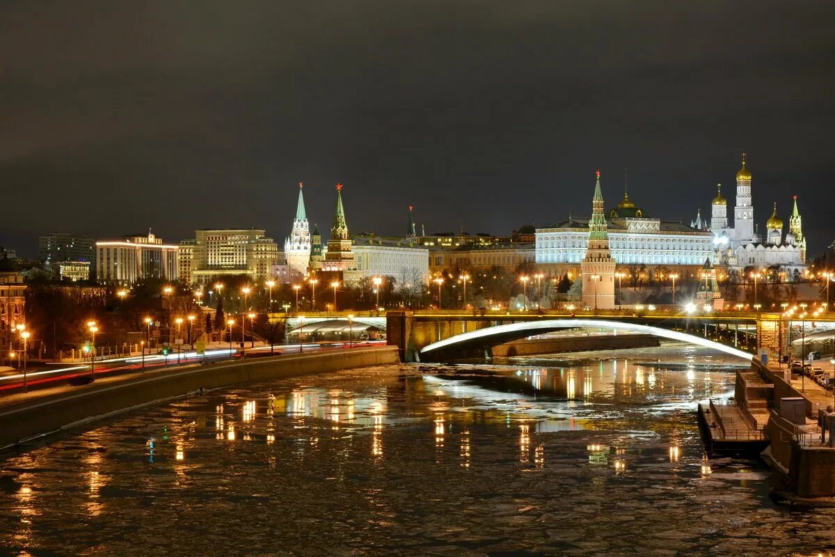 Обзорные экскурсии по вечерней москве. Вечерняя Москва. Москва вечером. Центр Москвы. Вечерняя Москва экскурсия.