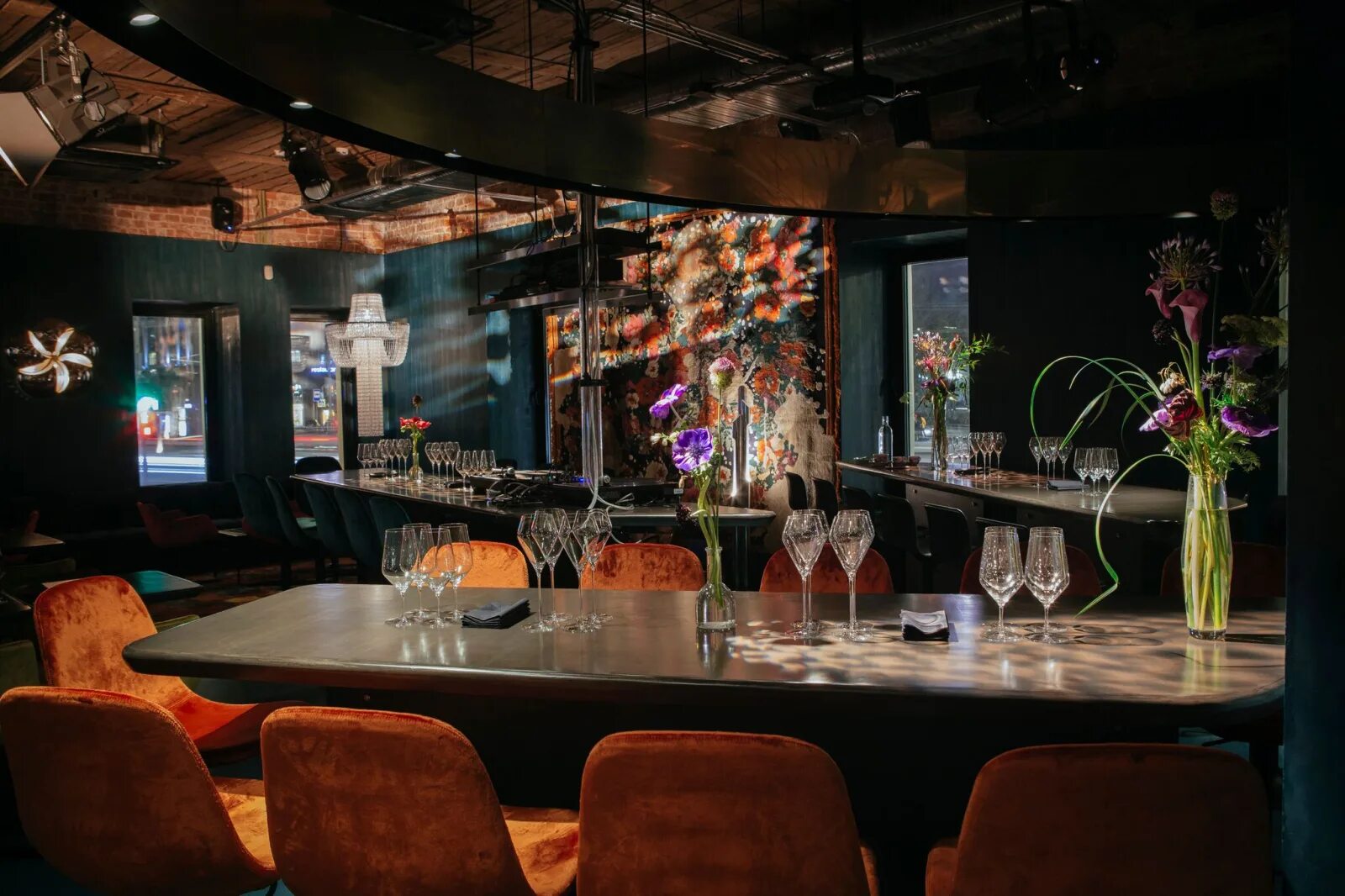 Куба гродно бар. Гастро бар гудини. Big pig саранск. Бар big wine freaks. Ирландский паб летник.