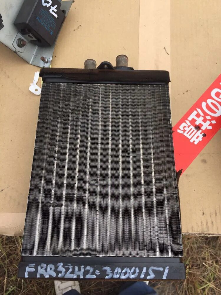 радиатор охлаждения двигателя исузу форвард. Isuzu forward радиатор. радиаторы форвард. радиаторы форвард. Isuzu fvr 34 каталожный номер радиатора охлаждения.