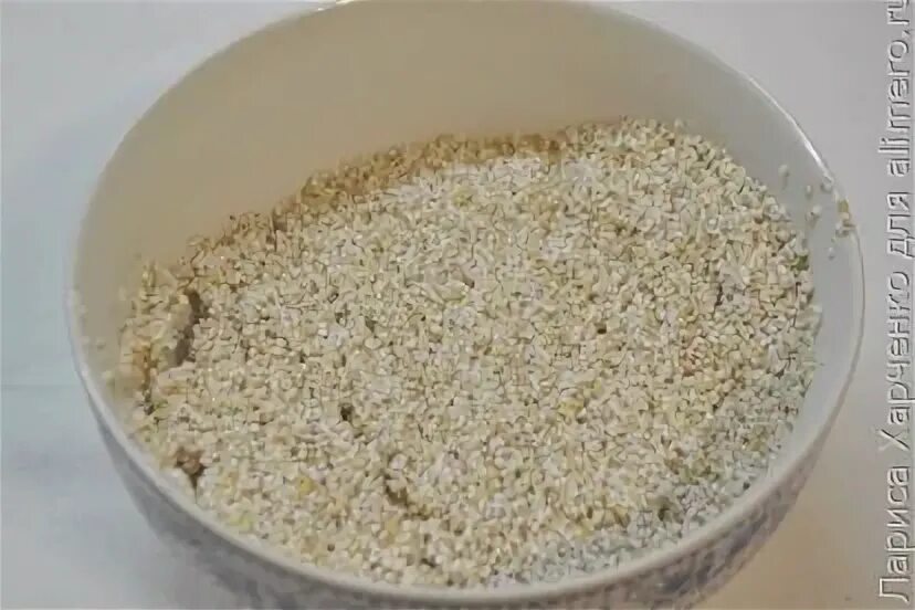 Каша ячневая рассыпчатая. Рассыпчатая ячневая крупа на гарнир. Ячневая каша. Ячневая. Блюда из ячменя.