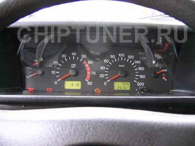 Панель приборов lada 4x4 comfort. Нива панель приборов ваз 21214. Панель ваз 21214. Комбинация приборов ваз 21214. Панель ваз 21214.