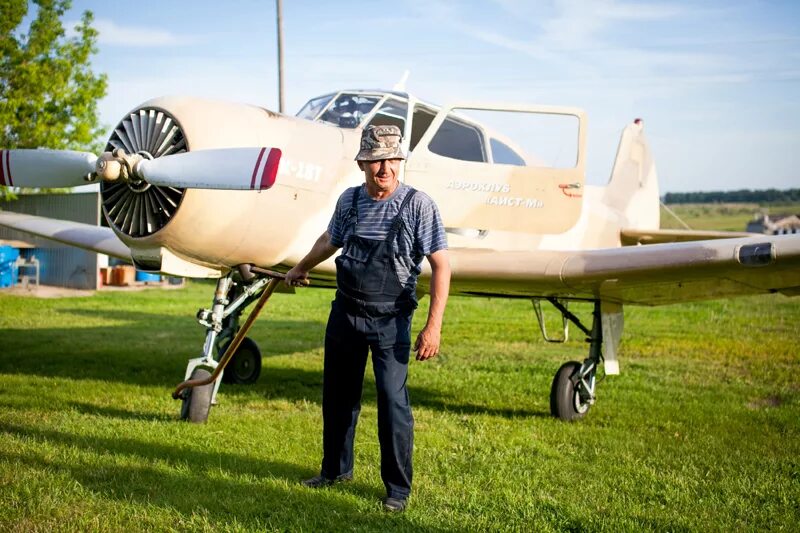 владимир гапоненко аэроклуб. аэроклуб рига a20. як 52 дракино. аэродром сельниково. аэроклуб досааф подольск 2мгак сергей.